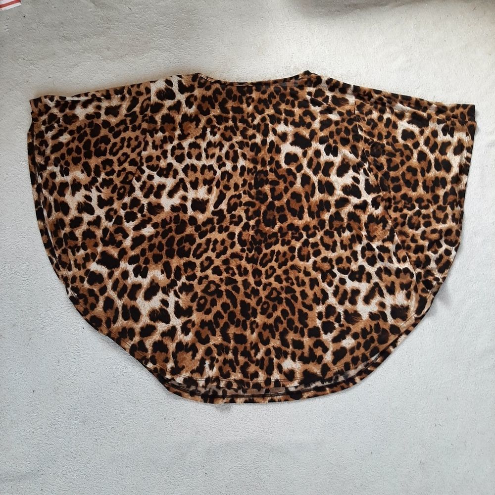 Lavish Animal Print Poncho Tunic Shirt Size M - Picture 2 of 14